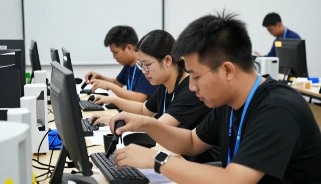 湖北省微创联盟营销策划有限公司品牌宣传片应用于交通枢纽案例介绍